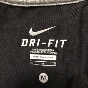 Nike Shirts - Nike Medium Black Dri-Fit Long Sleeve Top Nike Shirts - Nike Medium Black Dri-Fit Long Sleeve Top